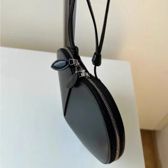 Alaia Black Heart Crossbody Bag - Picture 8 of 8